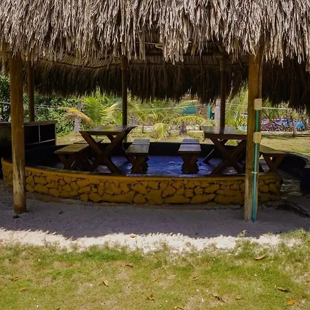 Vicky Island House In The Rosario Islands Cartagena